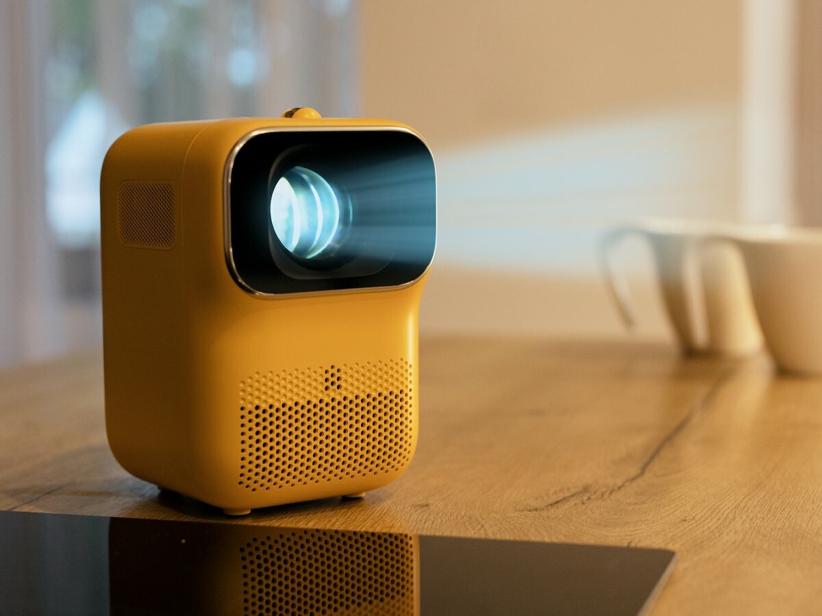 Smart Mini Projector